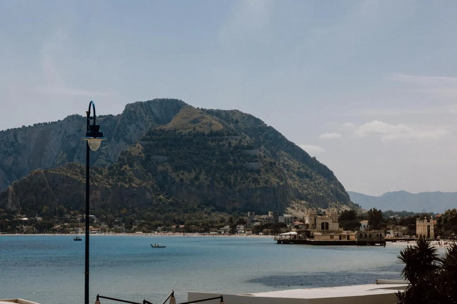 Beach Front Bliss Mondello Palermo Lägenhet